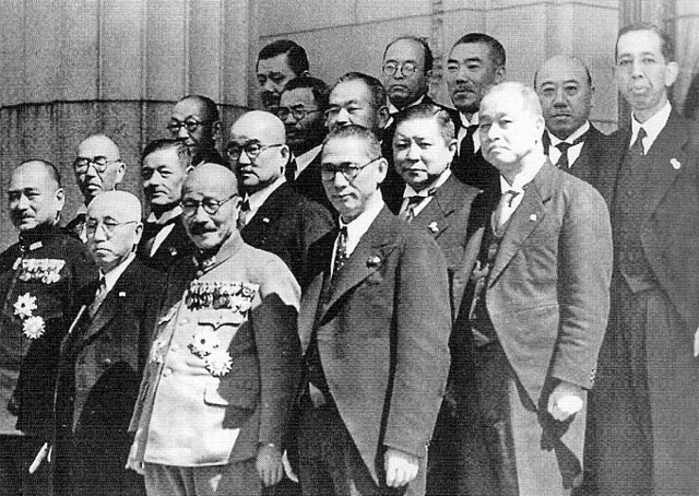 Hideki Tōjō et son cabinet en 1941